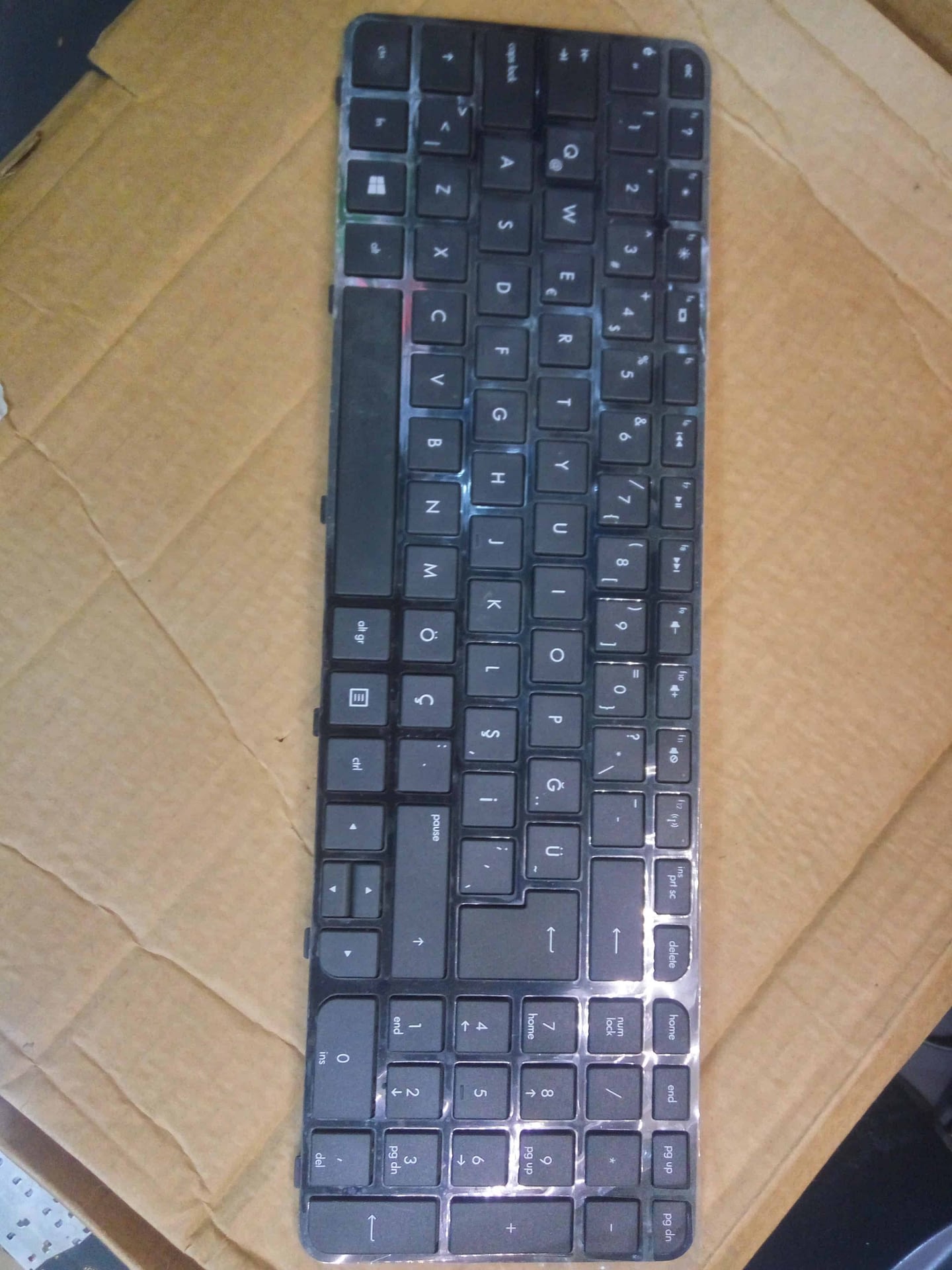Hp Pavilion G6 2000 Uyumlu Klavye Cerceveli Tabletdoktoru